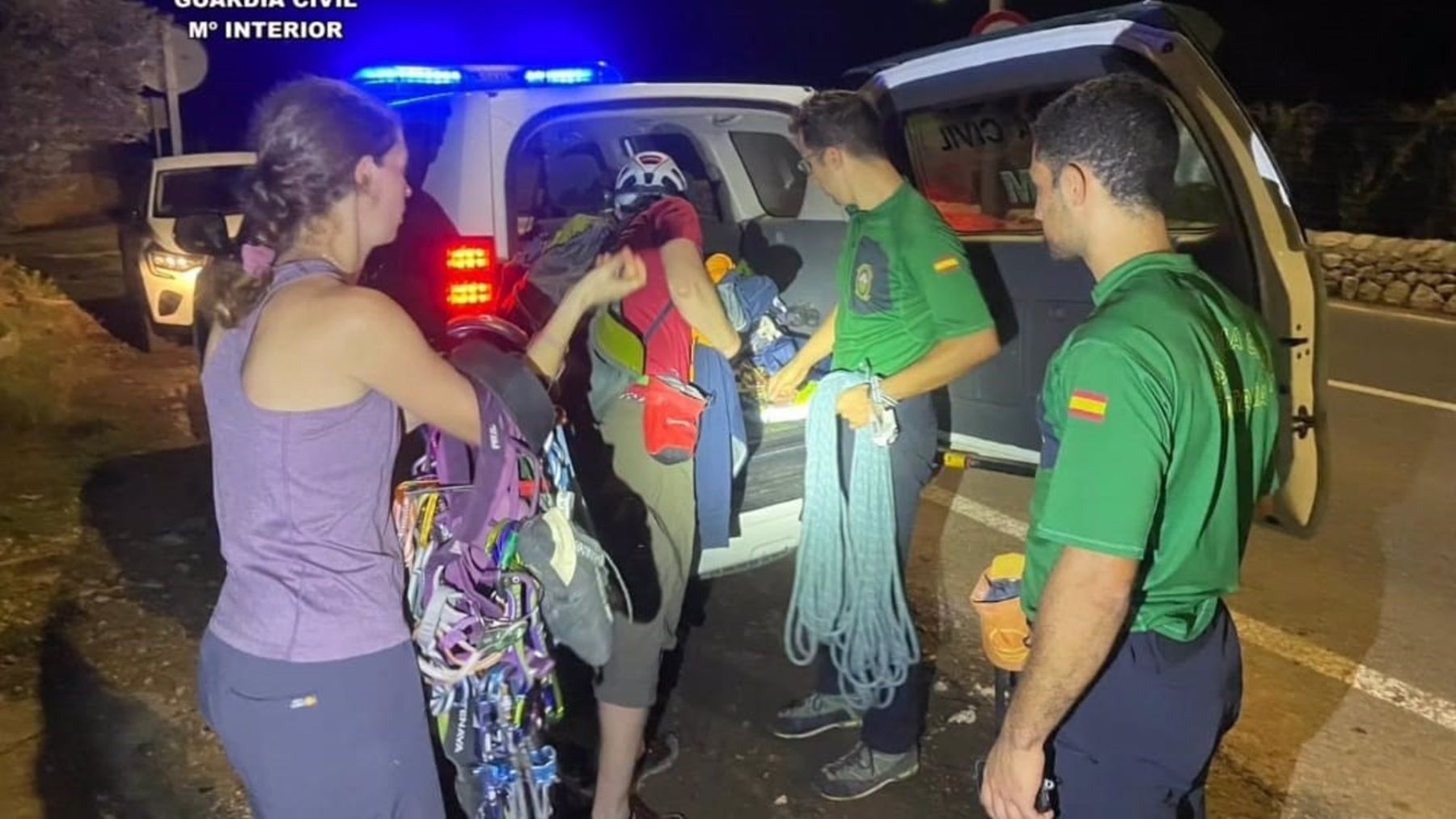 Rescatan a una pareja de escaladores tras quedar atrapados a 250 metros de altura en Sa Gubia (Mallorca).