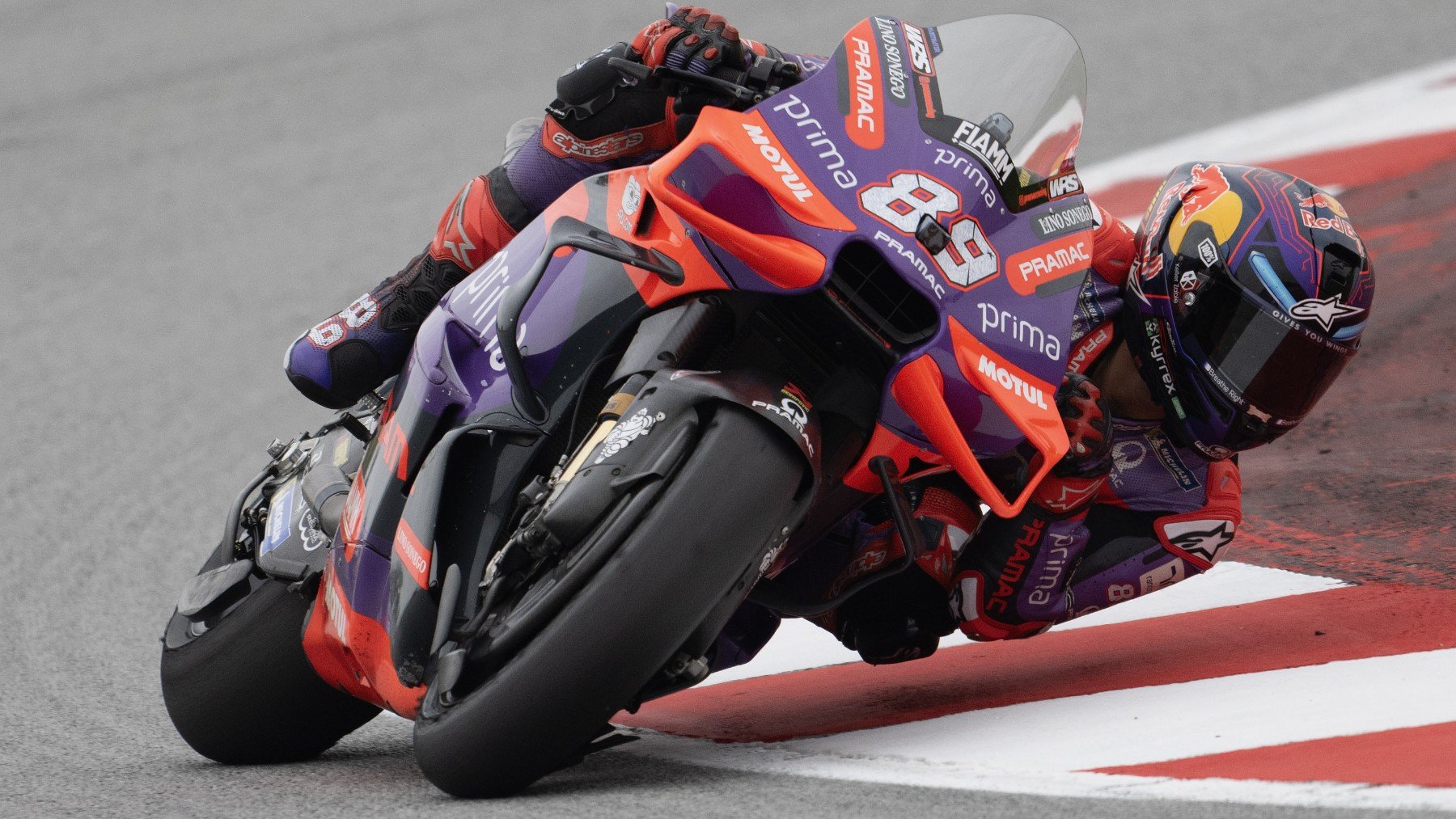 Jorge Martín, durante el GP Solidario de Barcelona MotoGP. (Getty)