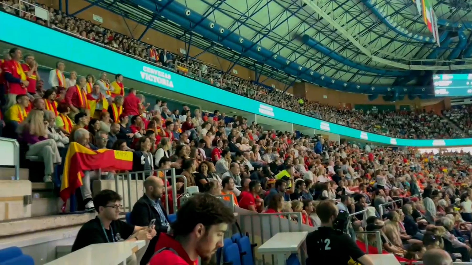 Afición de España durante el partido de Alcaraz.