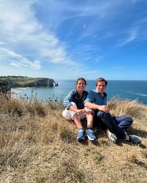 Teresa Urquijo y José Luis Martínez-Almeida durante sus vacaciones (Instagram).