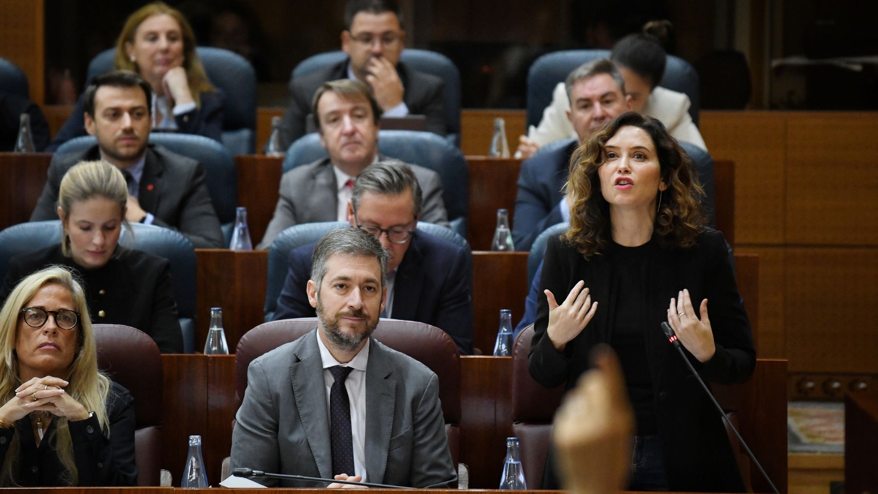 Isabel Díaz Ayuso en el pleno de la Asamblea. (Foto: EP)