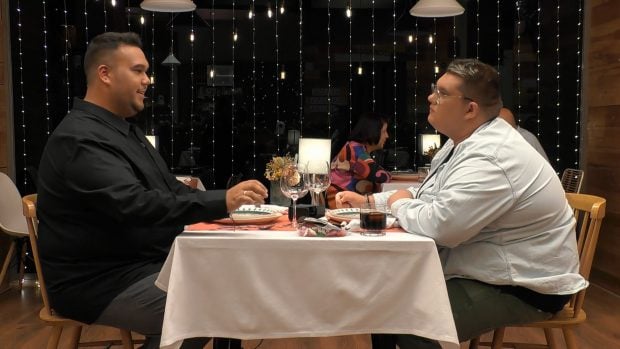 Fabián y Juanma en First Dates. (Mediaset)