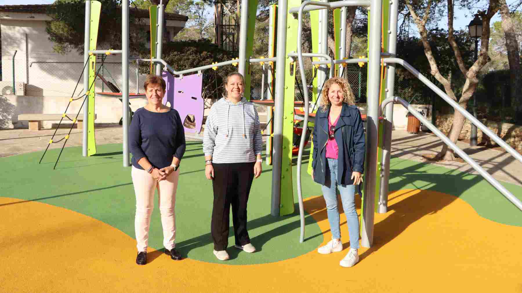 Renovación del parque infantil de Cala Figuera.