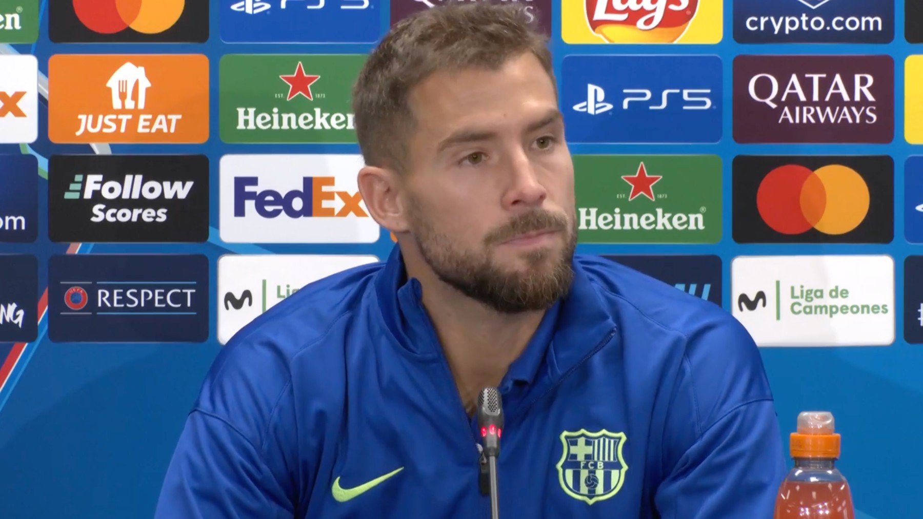 Íñigo Martínez en rueda de prensa. (FC Barcelona)