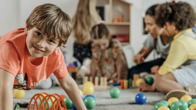 Niños, juegos, Aldi, Navidad