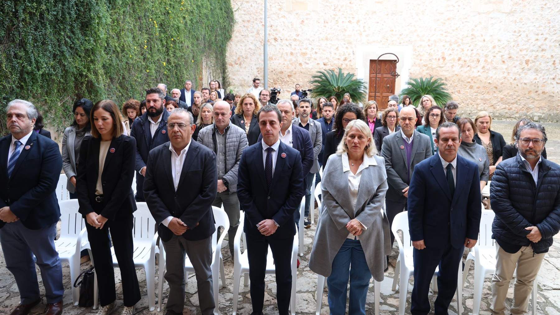 El Consell de Mallorca recuerda en Raixa a las 39 víctimas de violencia machista.