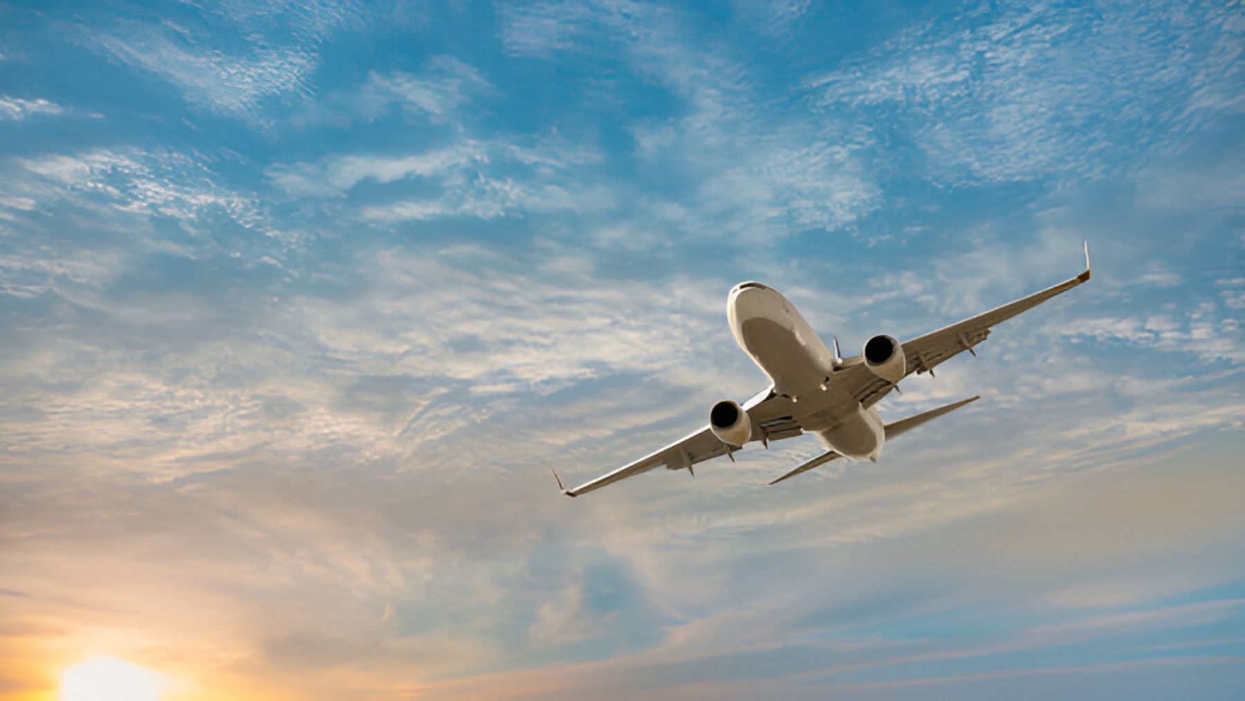 Avión en el aire.