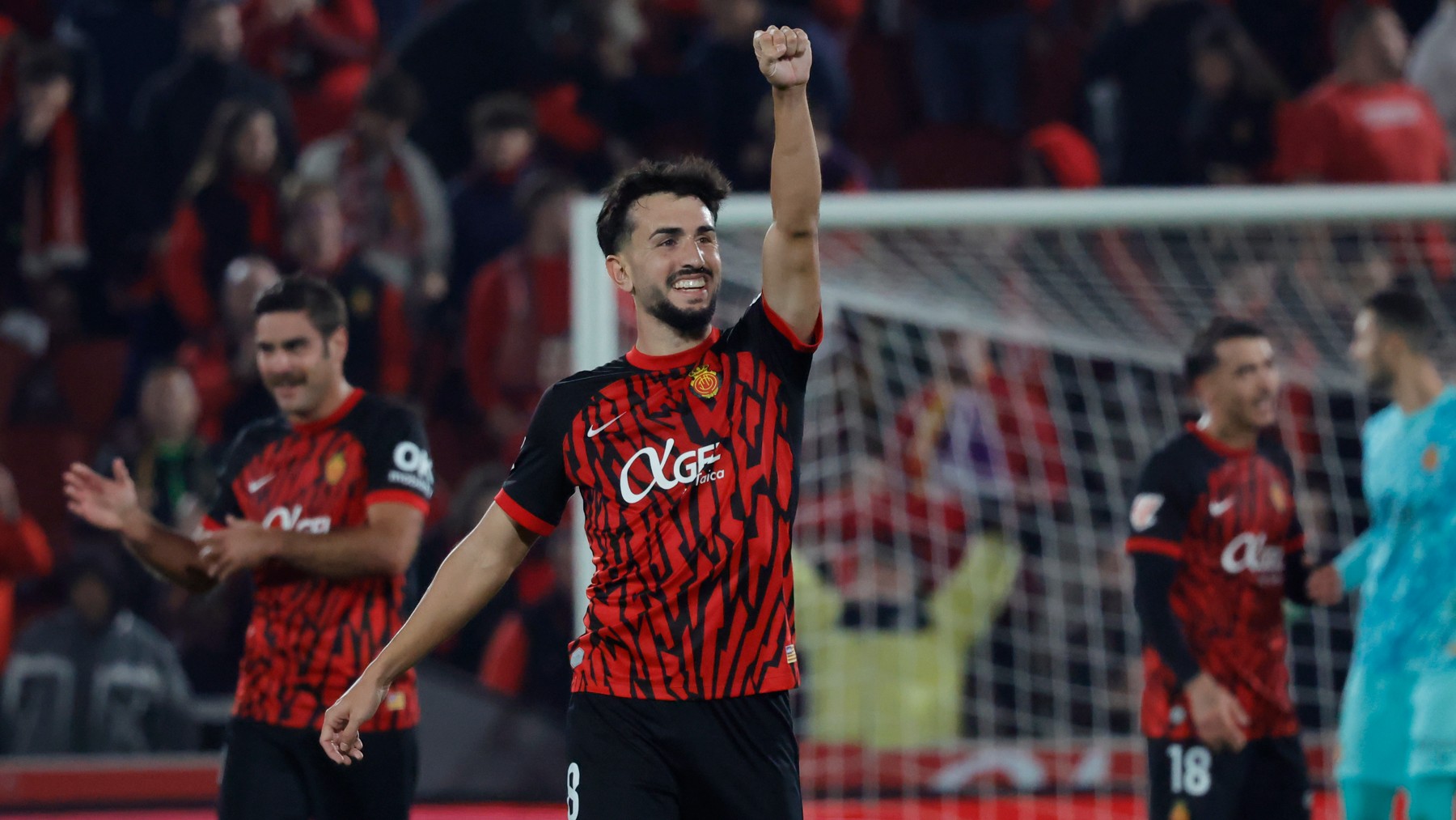 Morlanes celebra la victoria ante el Valencia.