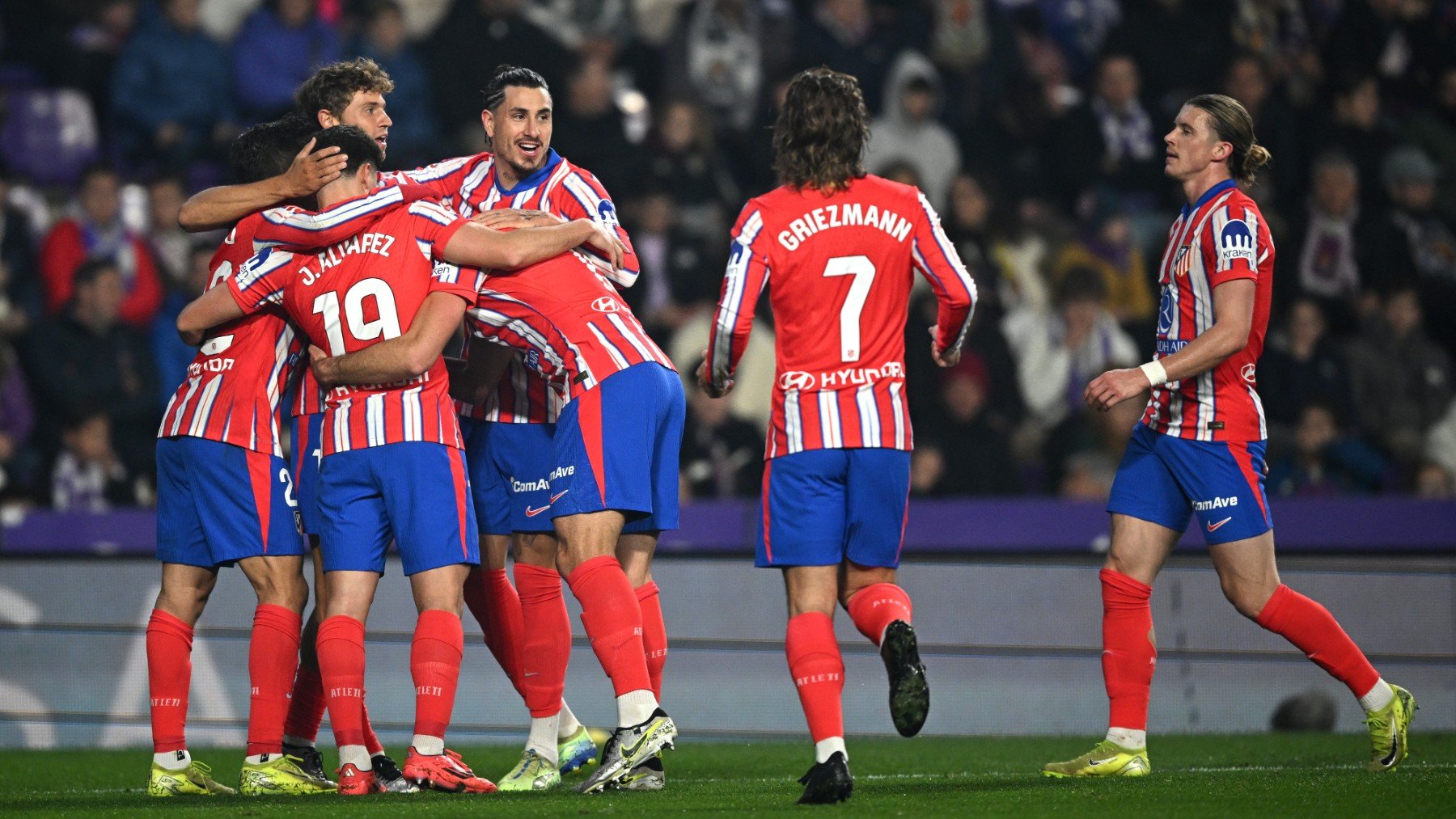 Los jugadores del Atlético celebran un gol ante el Valladolid. (Getty)