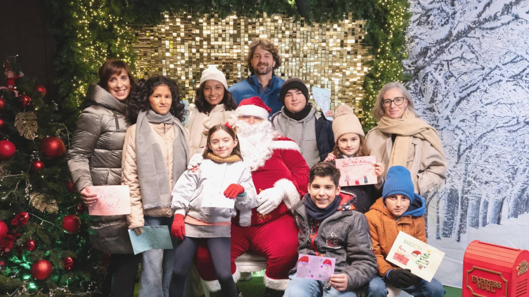 En la imagen: Nandete, Nacho, Valentina y Guille, pacientes de cáncer y sus familias.