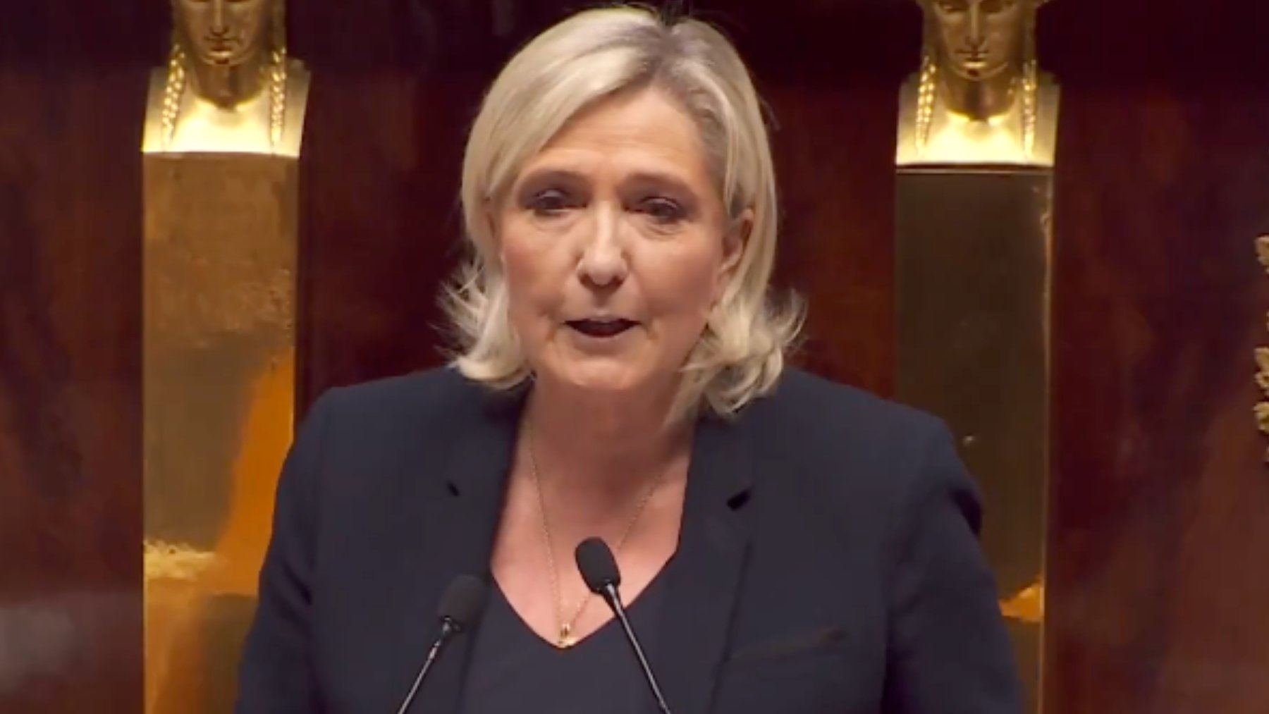 Marine Le Pen este miércoles durante la moción de censura en la Asamblea Nacional.