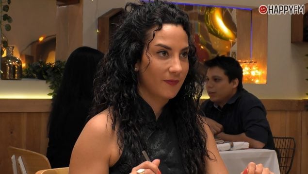 Rachel en First Dates. (Mediaset)