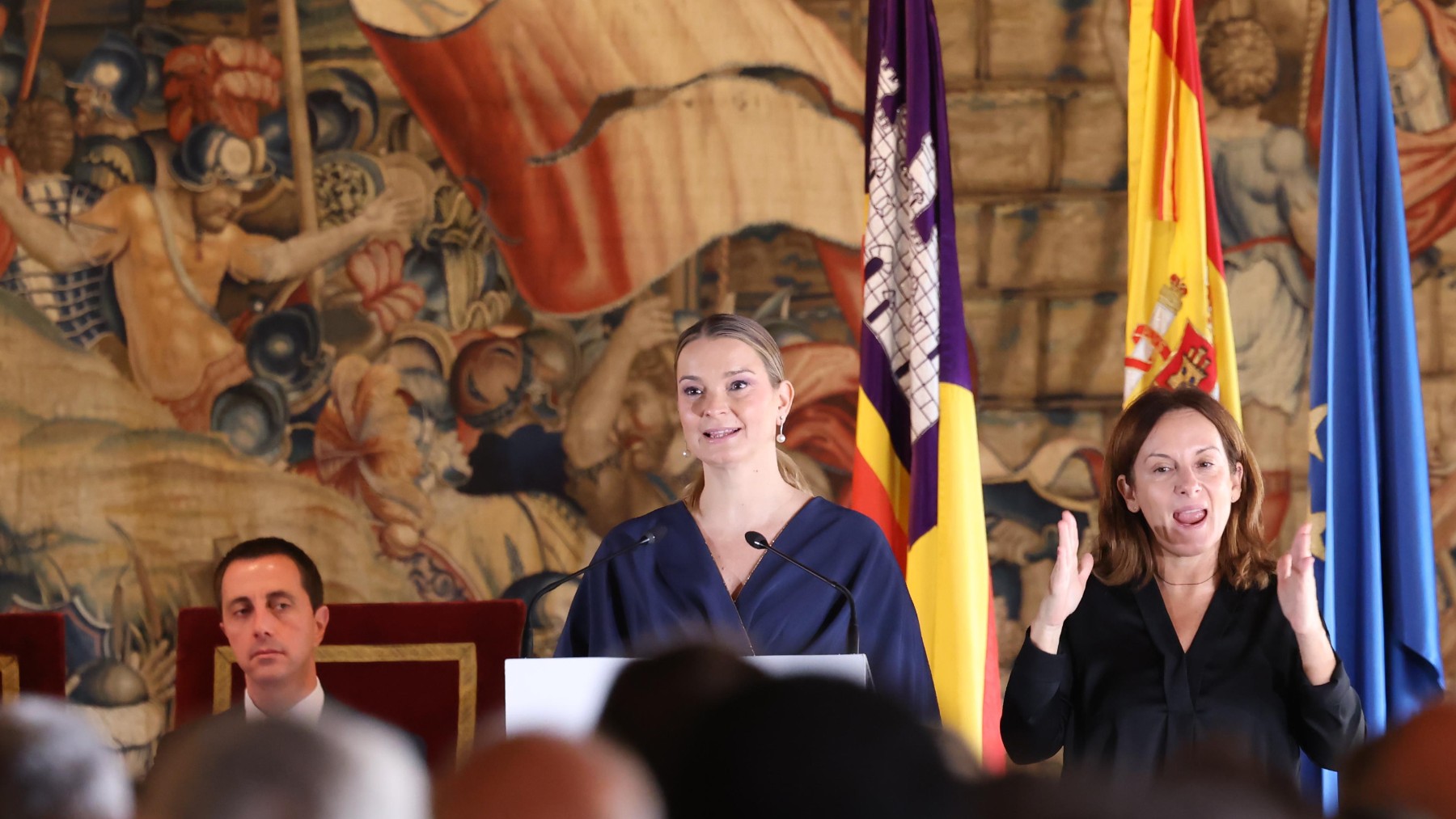 La presidenta del Govern balear, Marga Prohens, en el Día de la Constitución.