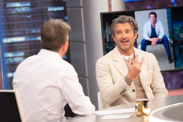 El actor Patrick Dempsey junto a Pablo Motos en el plató de El Hormiguero (Atresmedia).