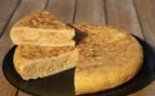 Tortilla de patatas, Tapas, bares