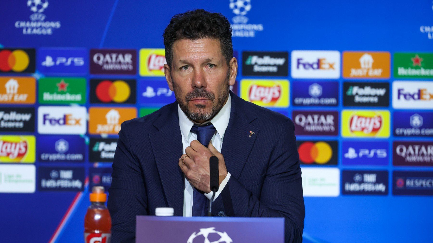 Simeone, durante una rueda de prensa. (EFE)