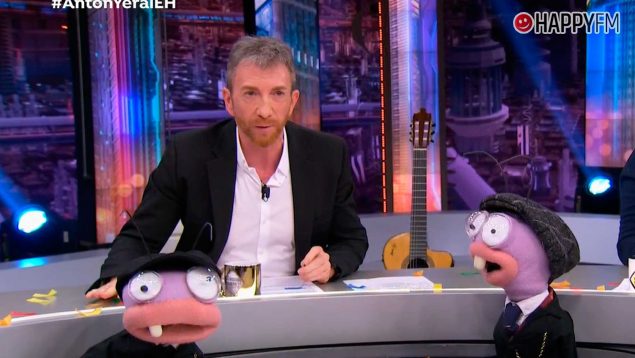 Pablo Motos junto a Trancas y Barrancas en el plató de El Hormiguero (Atresmedia).