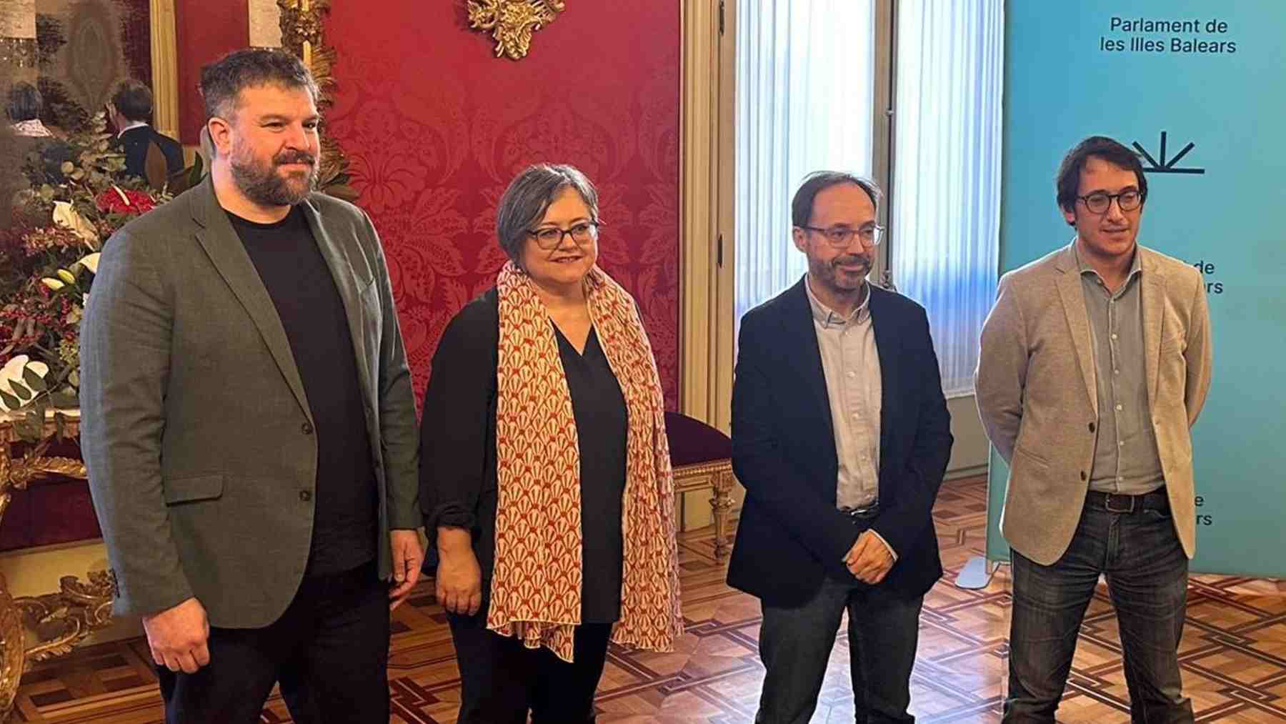 Los portavoces de los partidos de izquierdas e independentistas en el Parlament balear.