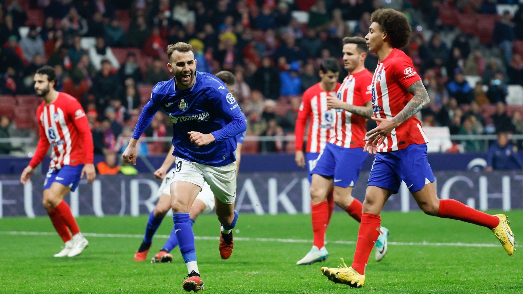 Mayoral celebra el 3-3 de penalti el año pasado en el Metropolitano.