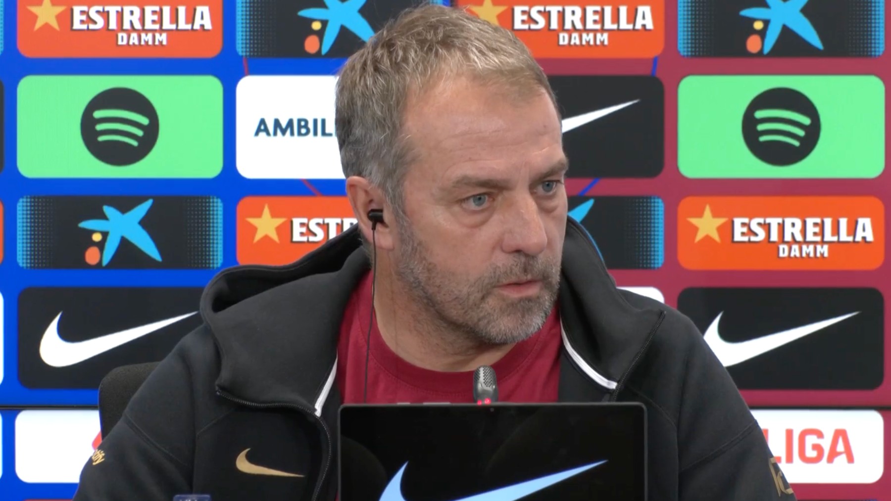 Flick en rueda de prensa. (FC Barcelona)