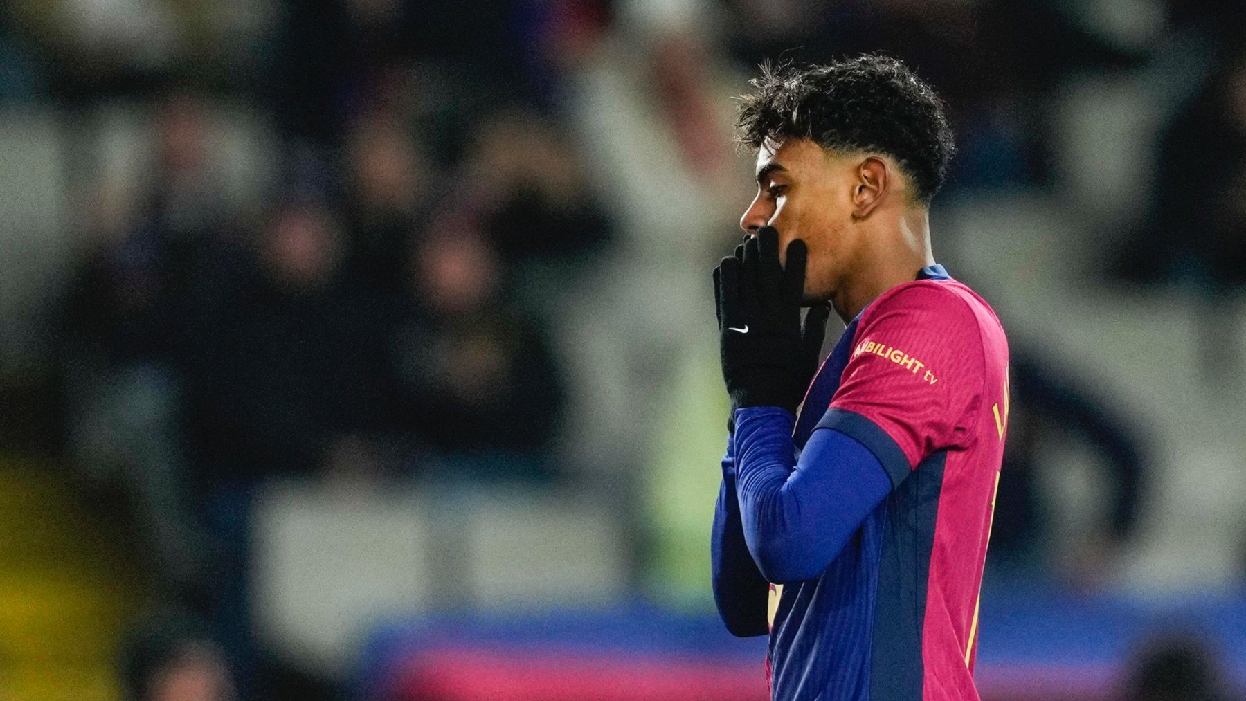 Lamine Yamal se lamenta en el Barcelona – Leganés. (EFE)