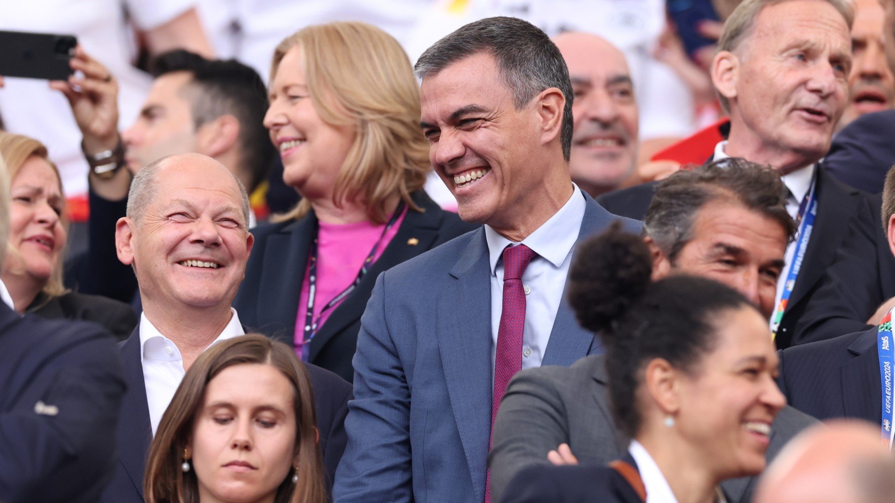 Pedro Sánchez, en un partido de la Eurocopa. (Getty)