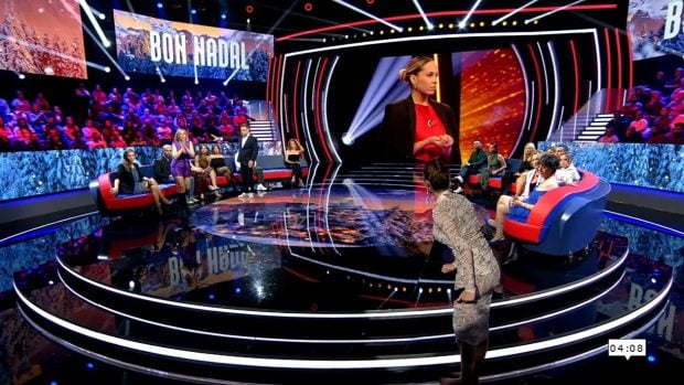 Adara Molinero durante un momento de tensión en una gala de Gran Hermano (Mediaset).