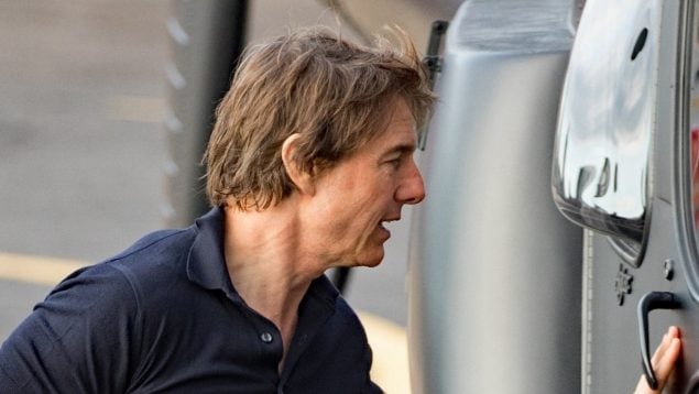 Tom Cruise en Londres en una gasolinera