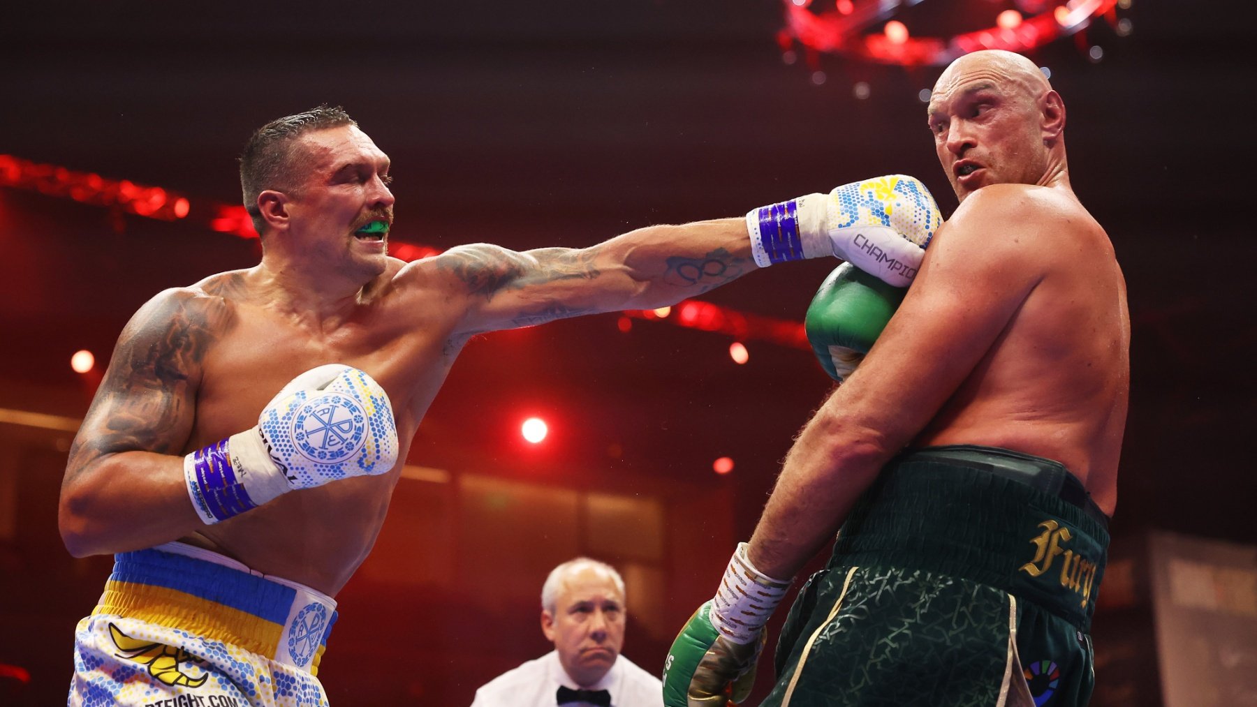 Usyk y Fury se vuelven a enfrentar este sábado en Riad. (Getty)