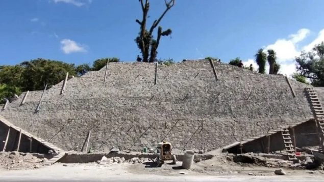 Hallazgo insólito en México: paralizan las obras de una carretera tras encontrar una pirámide de 1300 años