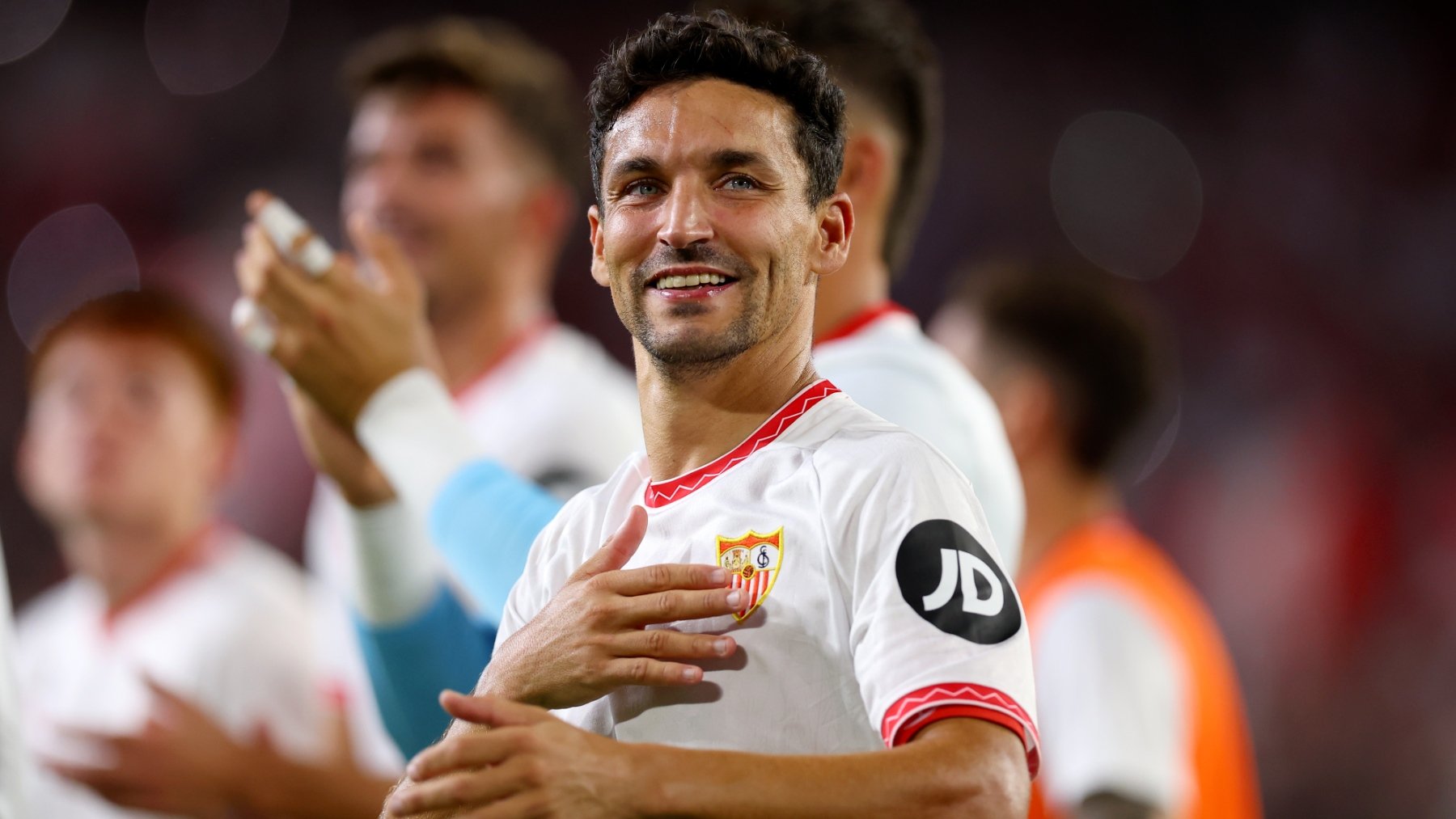 Jesús Navas celebra la victoria del Sevilla en su último derbi contra el Betis. (Getty)