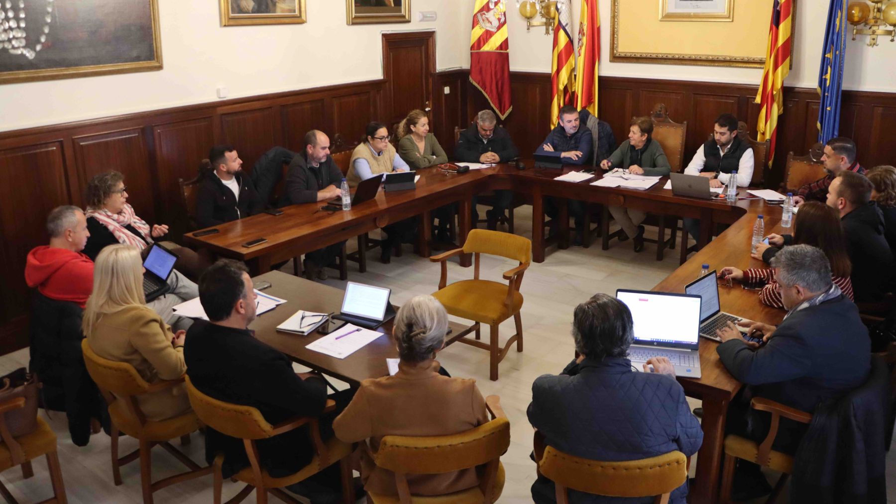 Pleno del Ayuntamiento de Santanyí.