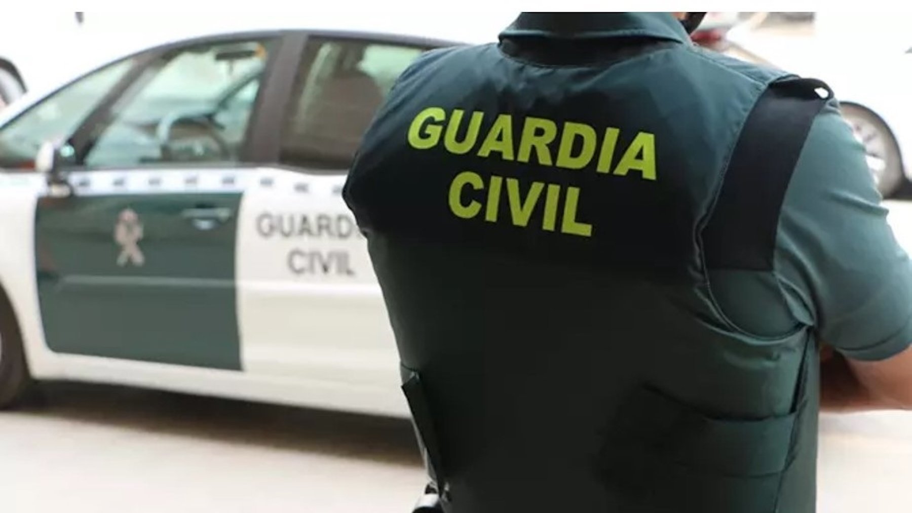 Hasta el lugar se han desplazado guardias civiles y servicios de emergencias.