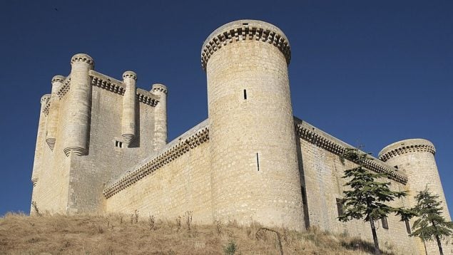 Castillo de Torrelobatón, Castillo, Historia, turismo, viajes