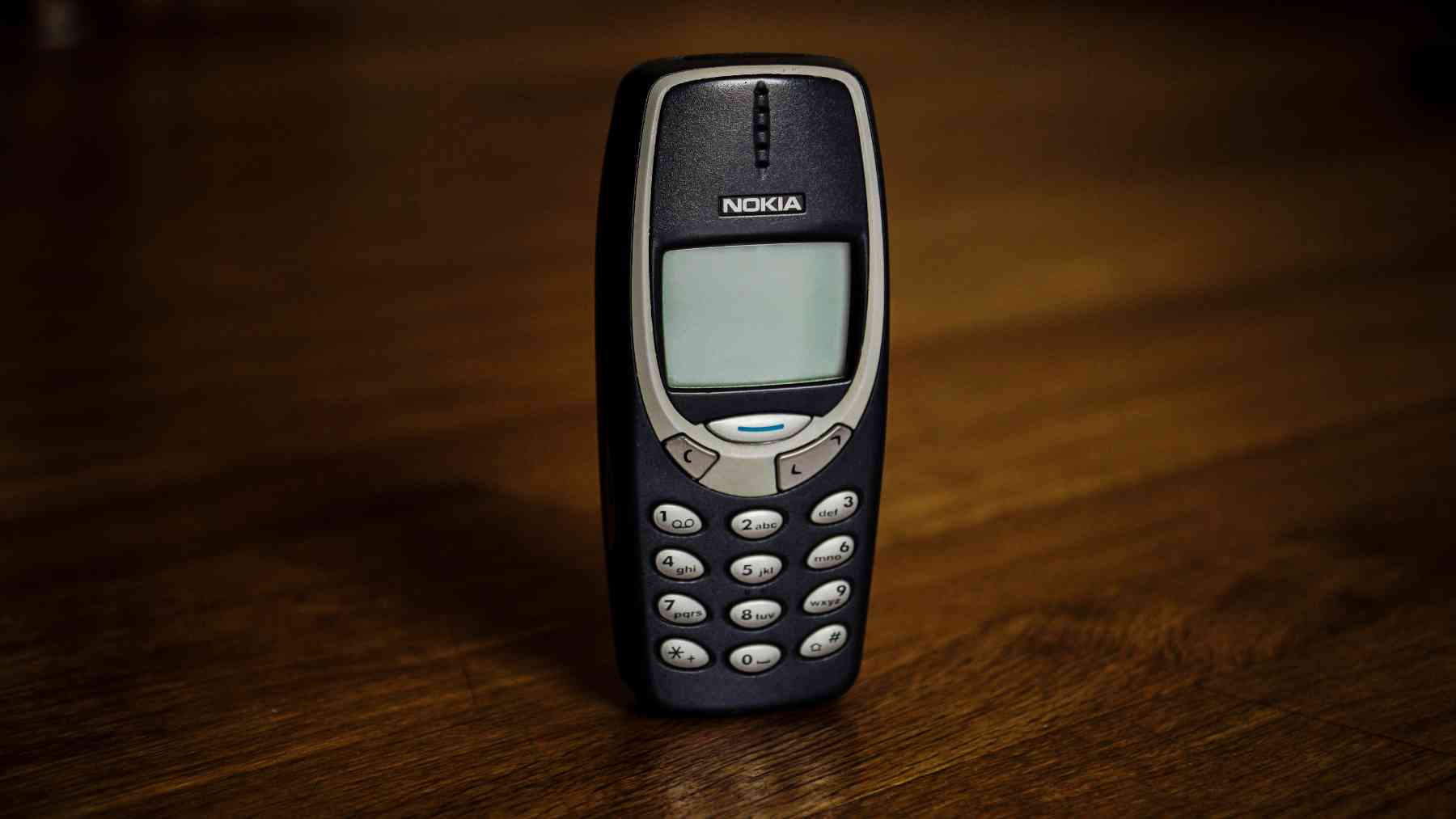 Nokia 3310.