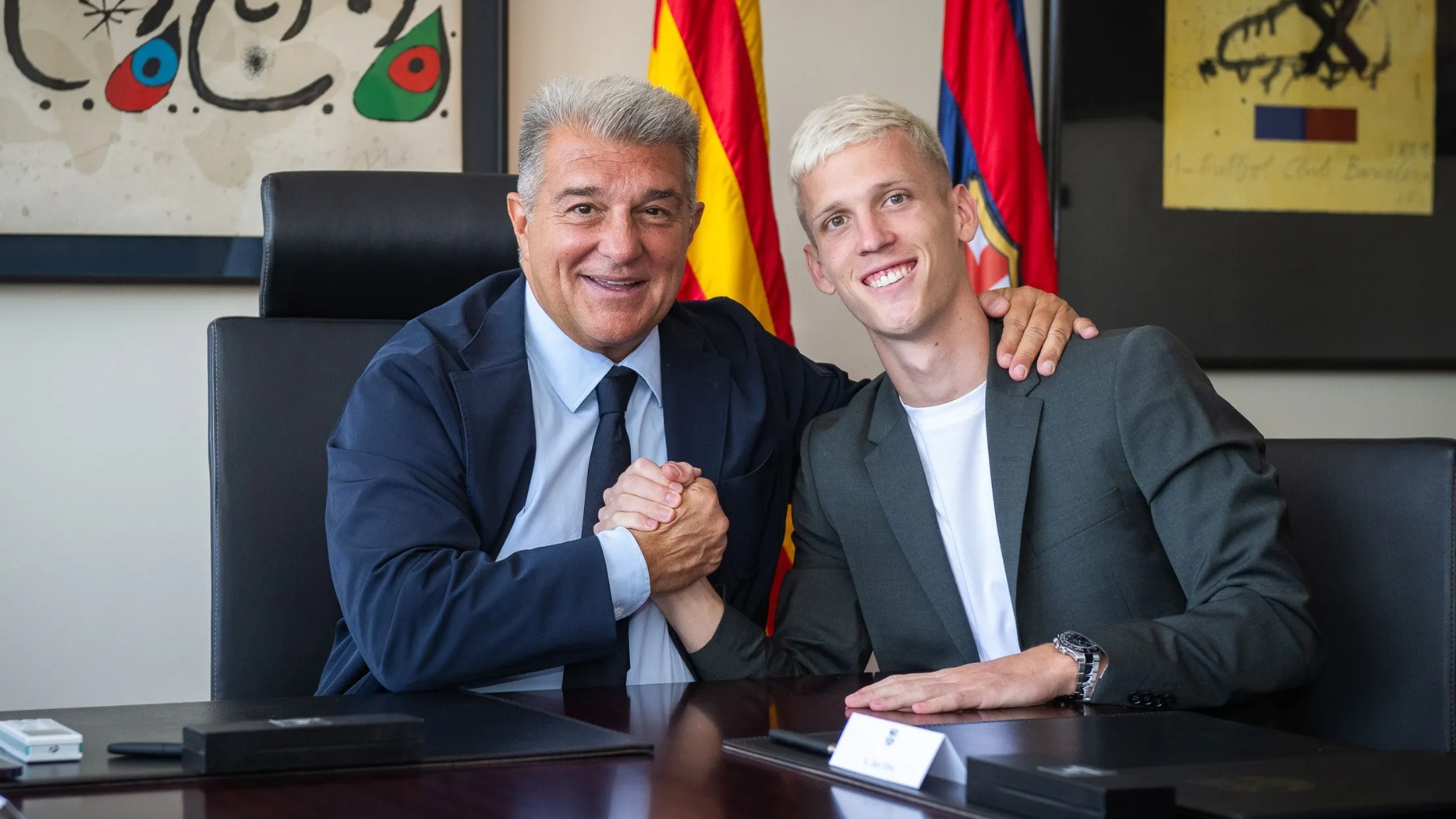 Joan Laporta y Dani Olmo. (FC Barcelona)