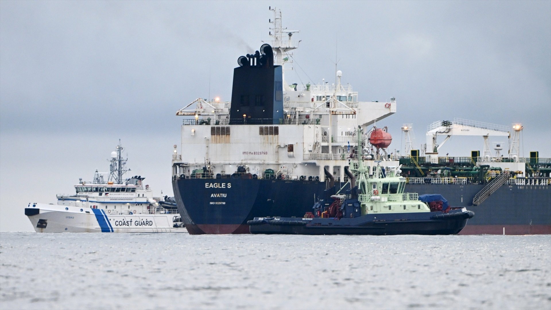 El petrolero ruso abordado por las fuerzas especiales de Finlandia. (FOTO: E.P.)