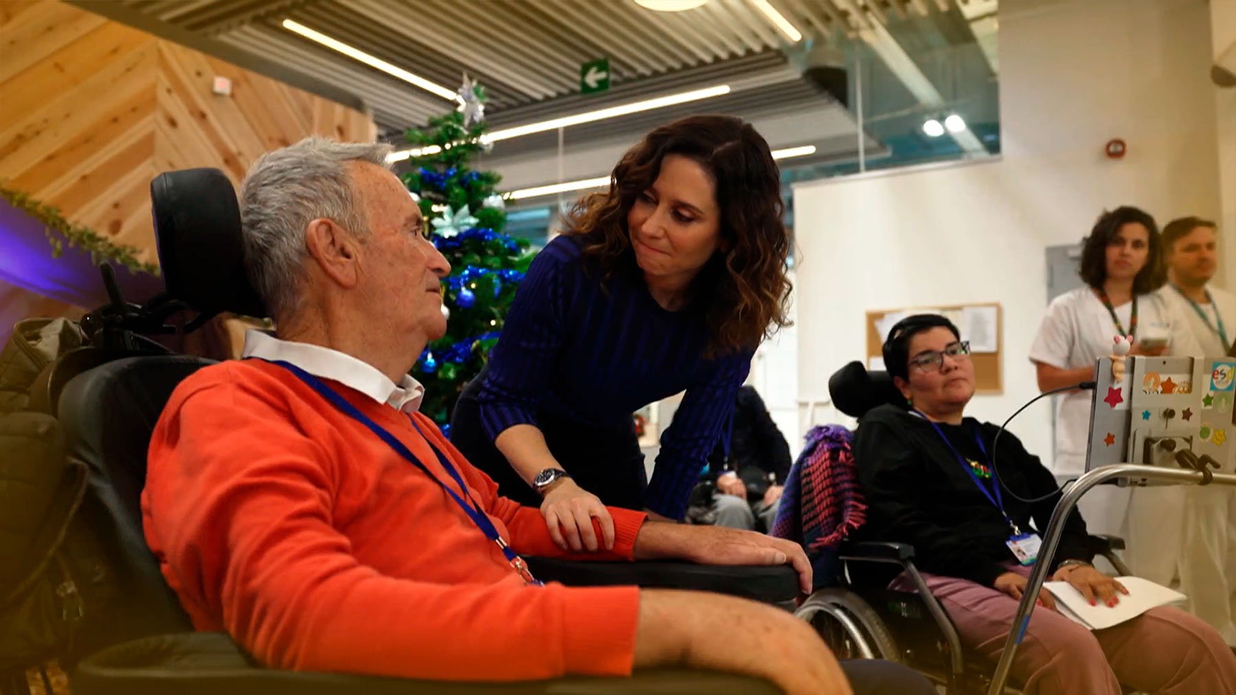 Isabel Díaz Ayuso desde el hospital Enfermera Isabel Zendal.