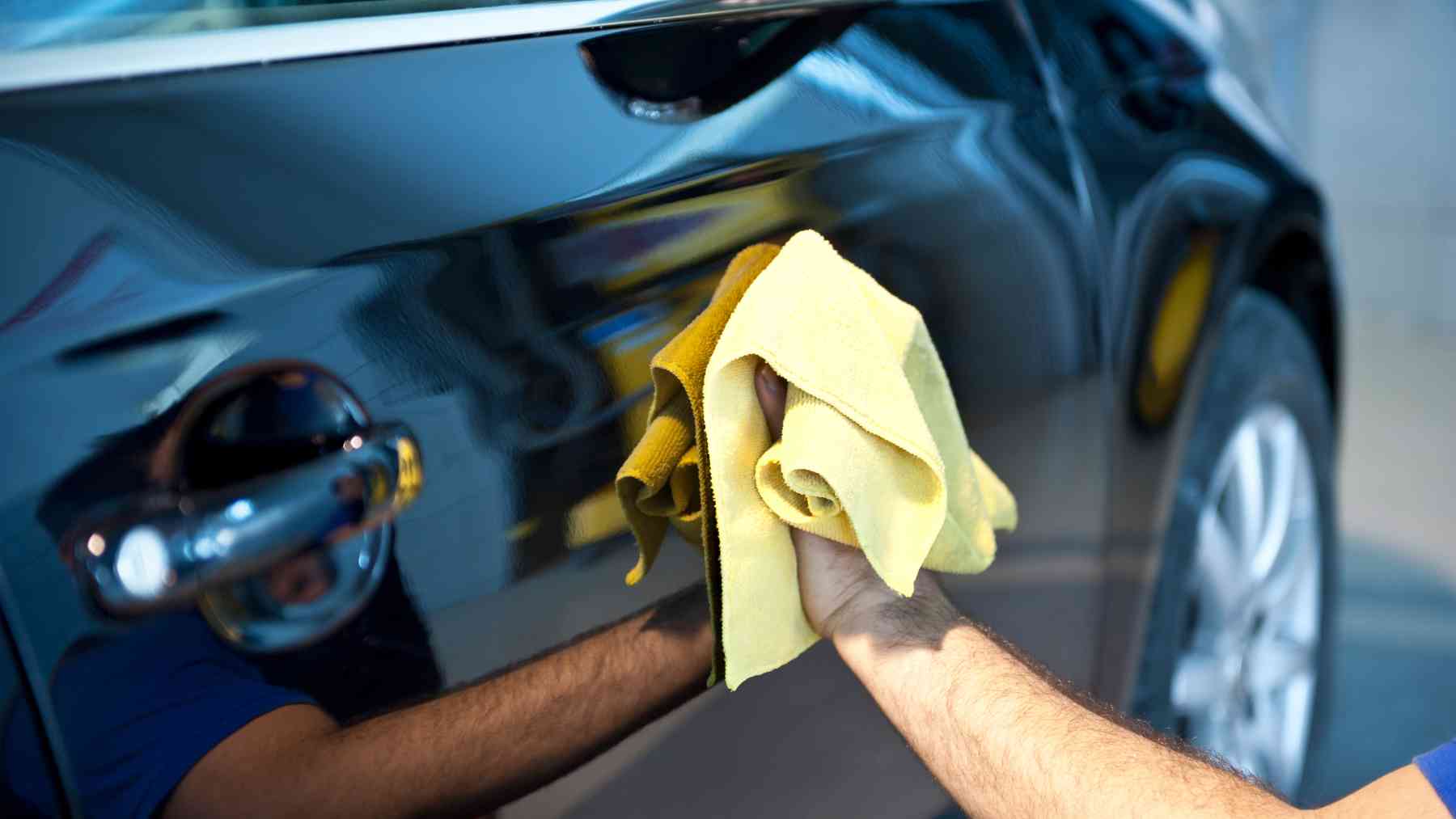 Limpiar el coche sin agua