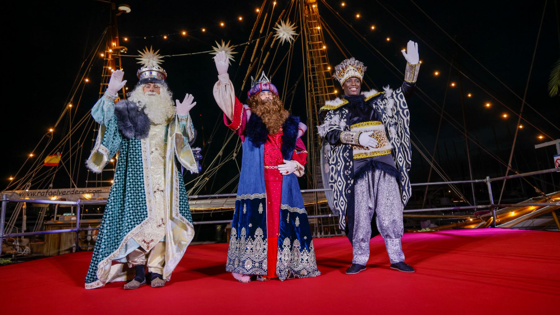 Los Reyes Magos de Oriente llegan a Palma. (Foto: EFE)