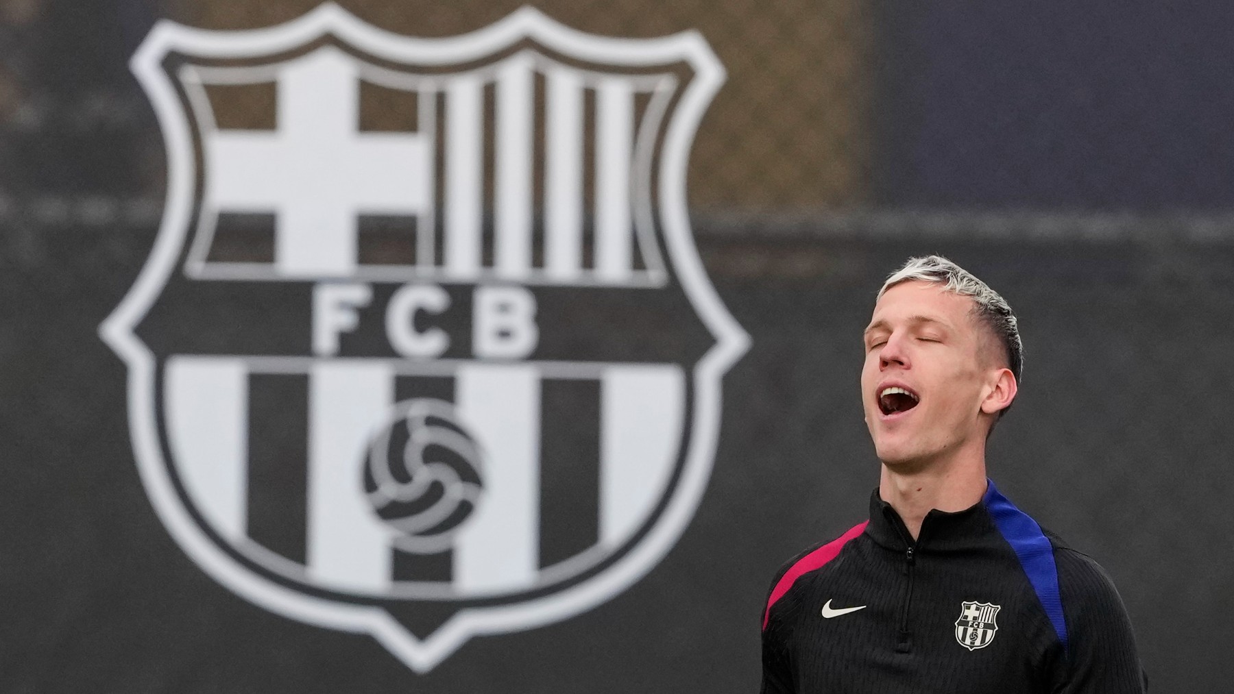 Dani Olmo entrenando con el Barcelona. (EFE)