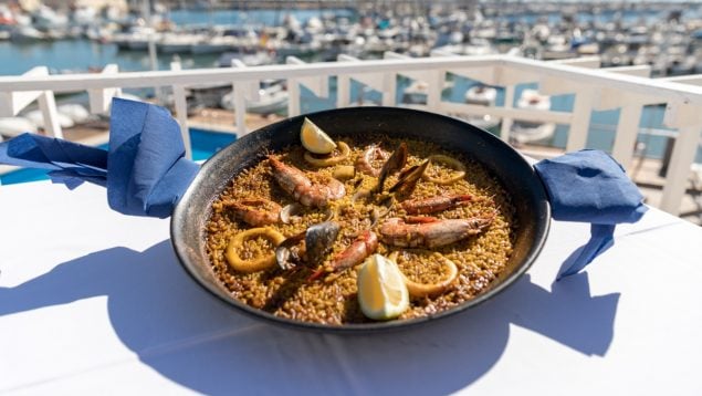 El mejor restaurante para comerte una buena paella en Valencia: por 17 euros y 'Plato Michelin'