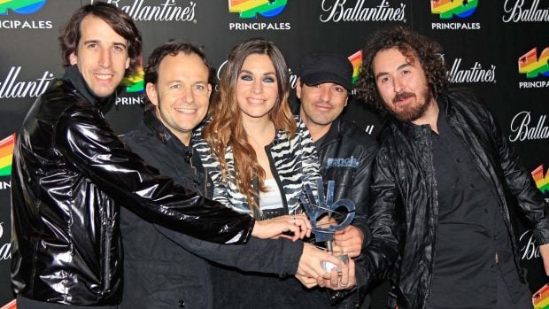 El grupo La Oreja de Van Gogh durante los premios 40 Principales, en el 2011. (Foto: Gtres)