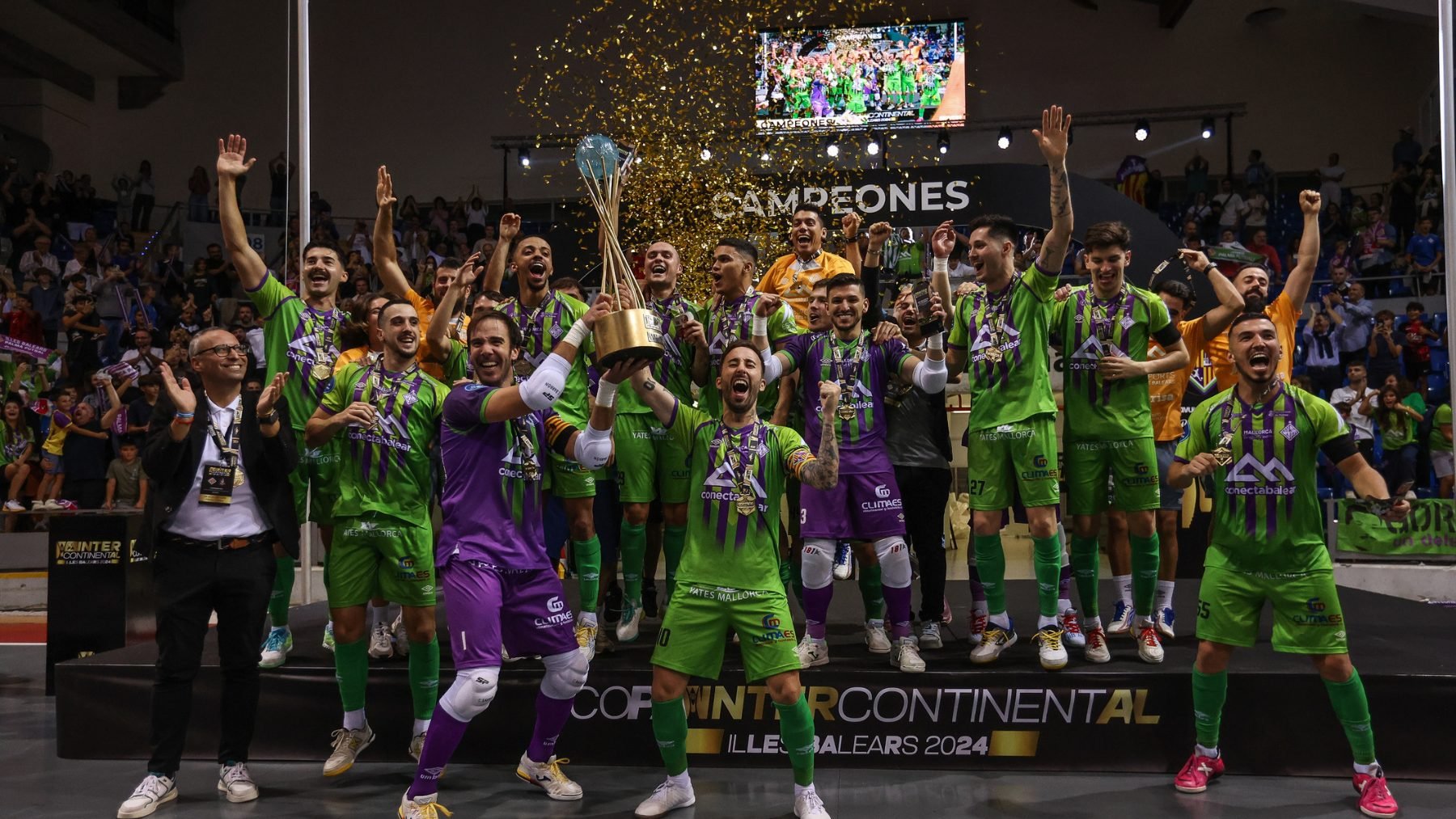 El Illes Balears Palma Futsal, celebrando la Copa Intercontinental.