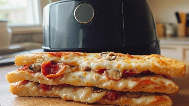 sándwich de pizza, sandwizza, receta rápida