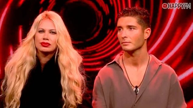 Vanessa y Álex Ghita en la sala de expulsión de GH DÚO 3. (Mediaset)