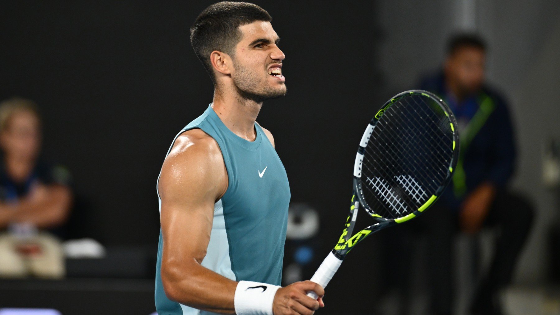 Carlos Alcaraz celebra un punto en el Open de Australia. (Getty)