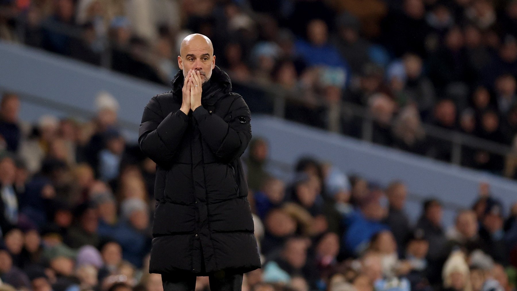 Pep Guardiola en un partido del City ante el Salford. (Getty)