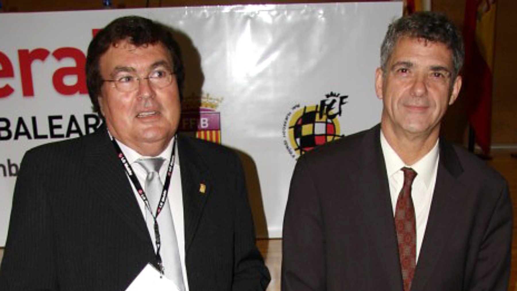 Miquel Bestard junto a Ángel Villar.