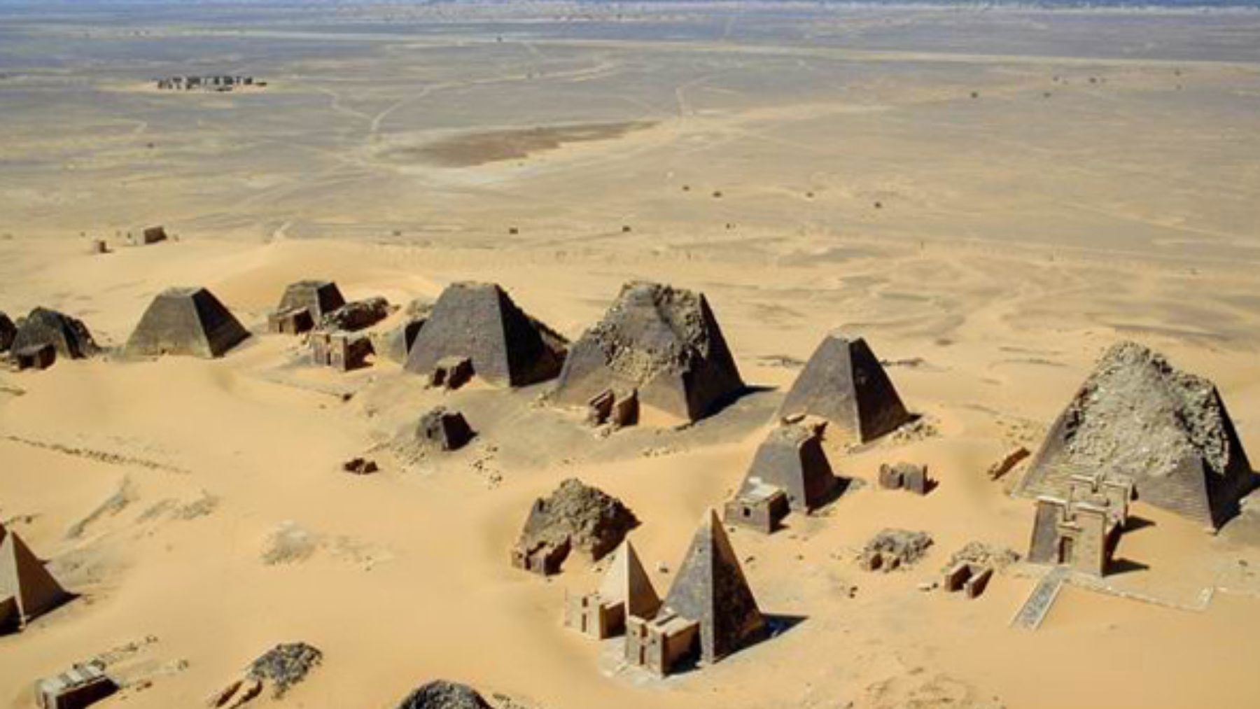 Pirámides de Meroe en Sudán. Foto: Wikimedia Commons / Francis Geius